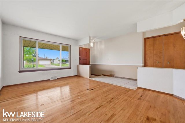 13451 Viola Drive, Sterling Heights, MI 48312