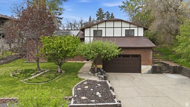 2555 E 2050 N, Layton, UT 84040