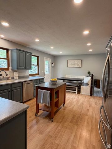 2555 E 2050 N, Layton, UT 84040