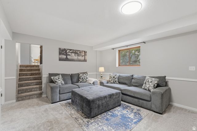 2555 E 2050 N, Layton, UT 84040