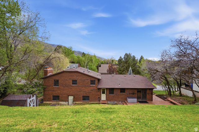 2555 E 2050 N, Layton, UT 84040