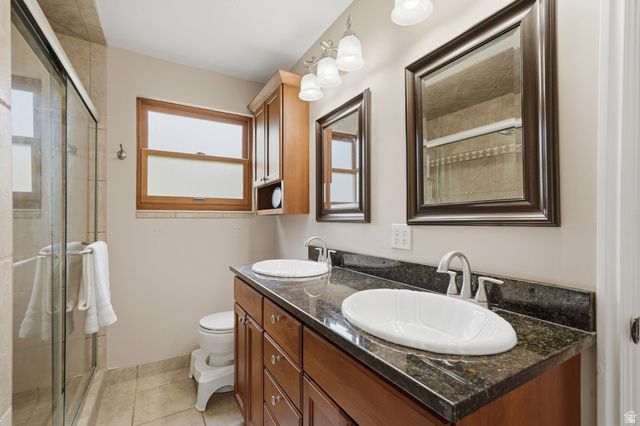 2555 E 2050 N, Layton, UT 84040