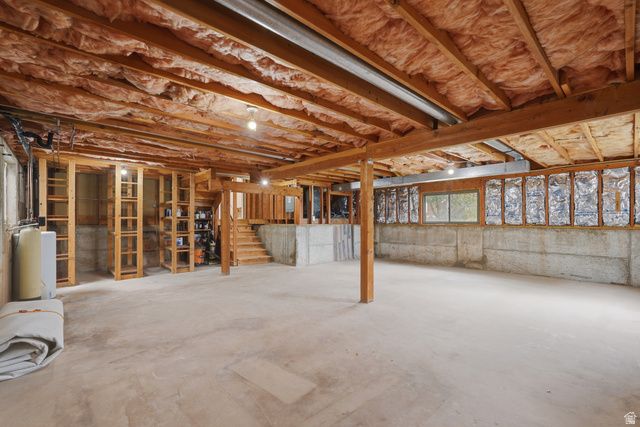 2555 E 2050 N, Layton, UT 84040