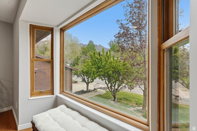 2555 E 2050 N, Layton, UT 84040