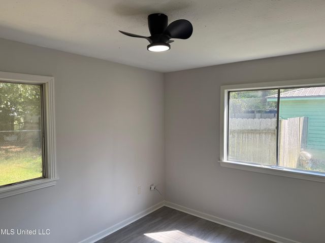 302 Saint Paul Street, Pearl, MS 39208
