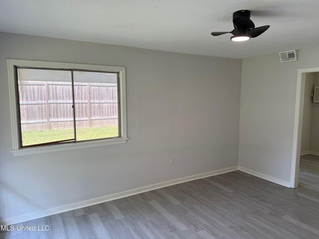302 Saint Paul Street, Pearl, MS 39208