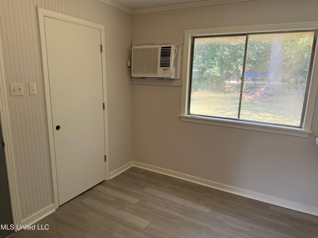 302 Saint Paul Street, Pearl, MS 39208
