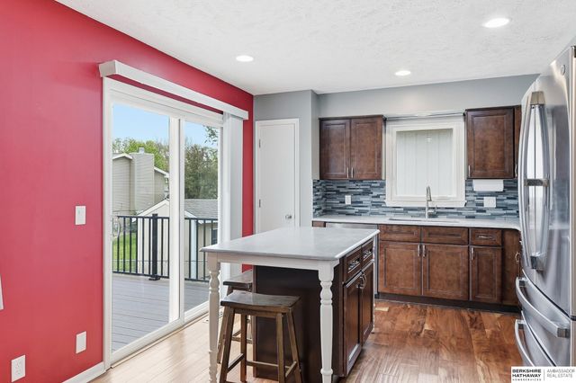 2711 N 121 Avenue, Omaha, NE 68164