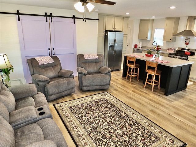 10525 Somerset 15, Bellflower, CA 90706
