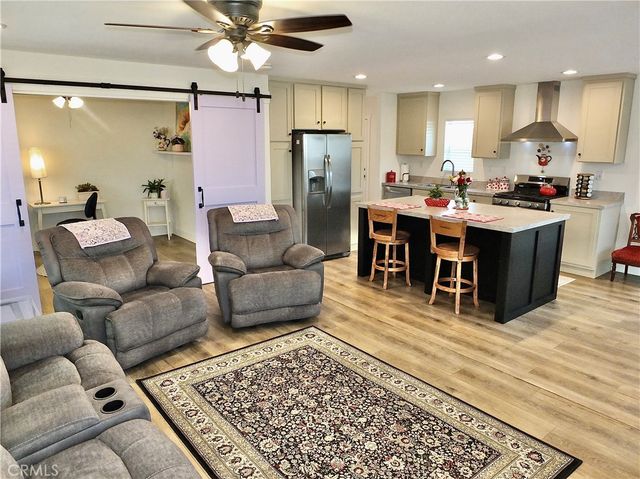 10525 Somerset 15, Bellflower, CA 90706