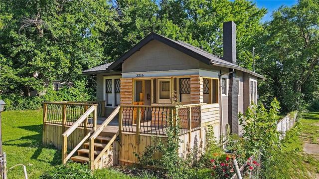 3216 E 21st Street, Kansas City, MO 64127