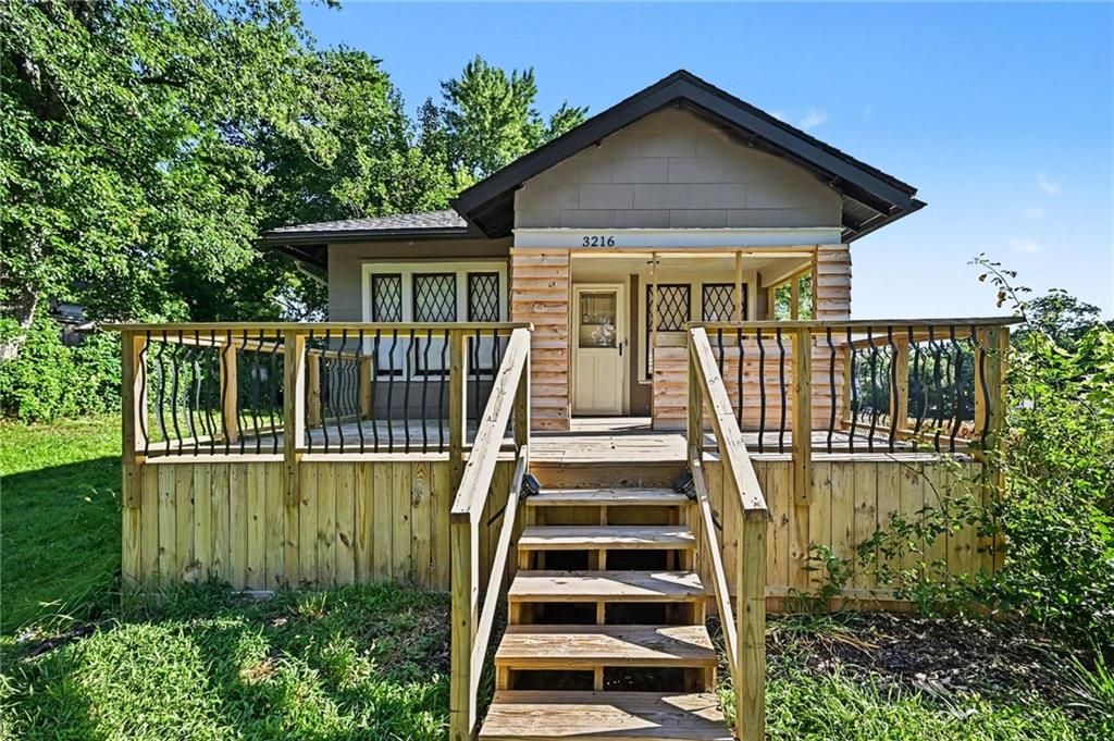3216 E 21st Street, Kansas City, MO 64127