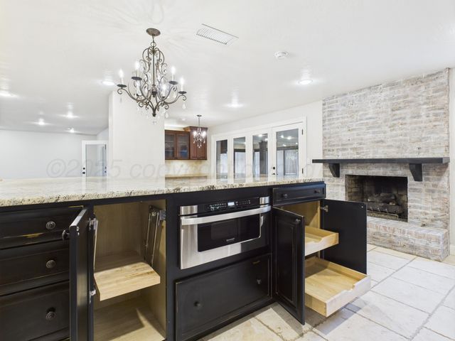 2537 N Duncan Street, Pampa, TX 79065