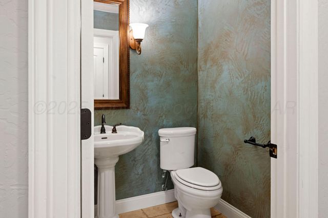 2537 N Duncan Street, Pampa, TX 79065