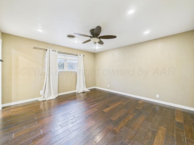 2537 N Duncan Street, Pampa, TX 79065