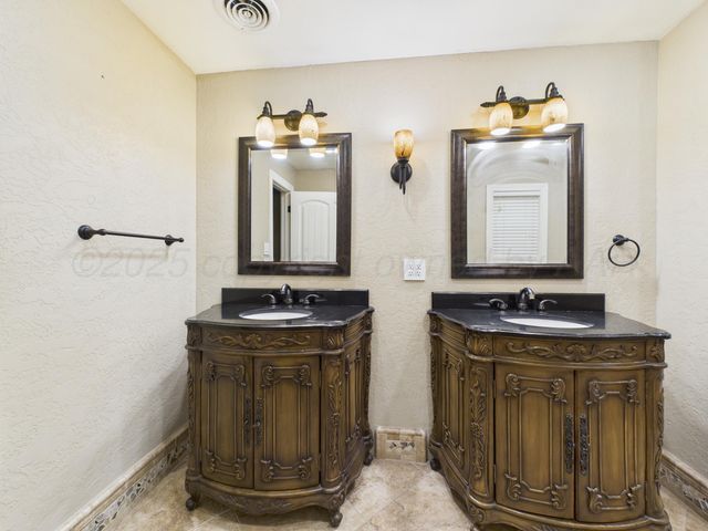 2537 N Duncan Street, Pampa, TX 79065