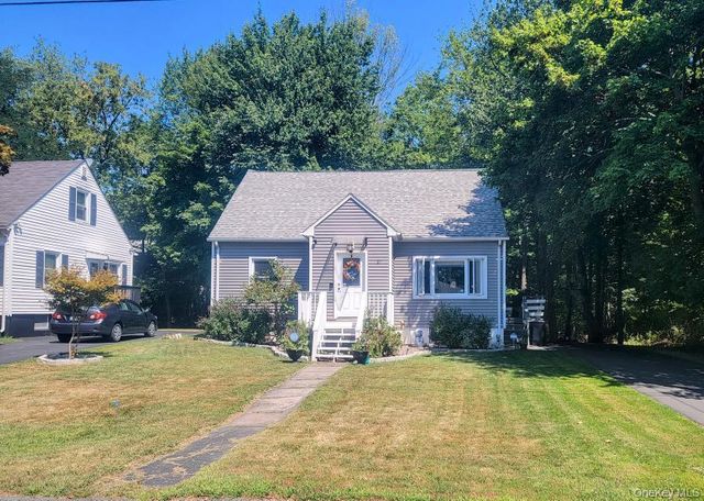 17 Greenview Avenue, Monticello, NY 12701