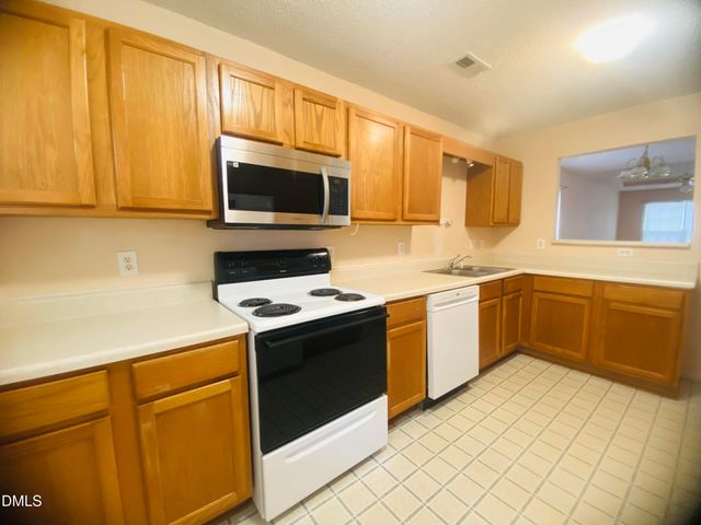 3730 Votive Lane, Raleigh, NC 27604
