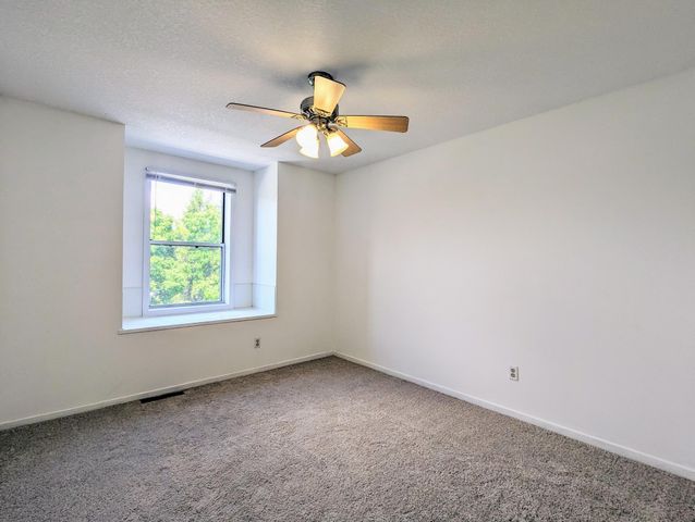 14260 Empire Avenue, Apple Valley, MN 55124