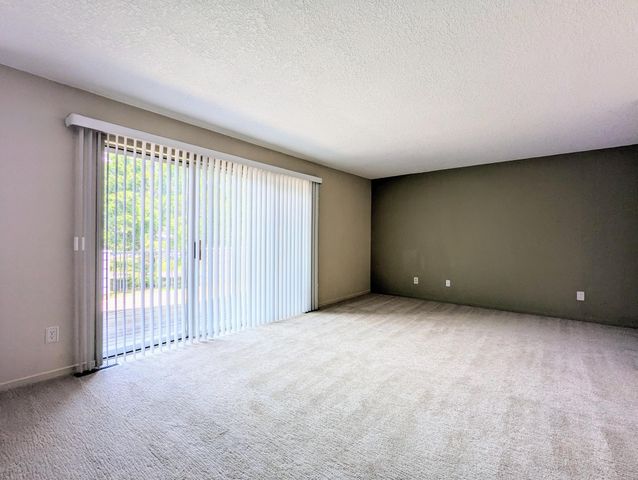 14260 Empire Avenue, Apple Valley, MN 55124