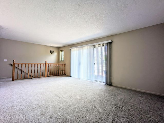 14260 Empire Avenue, Apple Valley, MN 55124