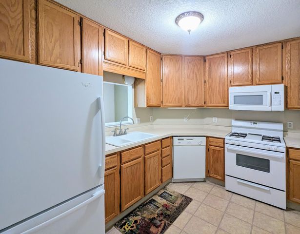 14260 Empire Avenue, Apple Valley, MN 55124