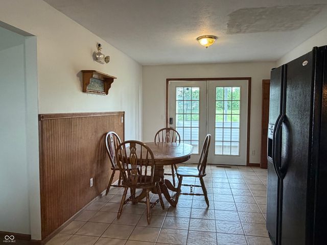 4000 S 550 W, Columbus, IN 47201
