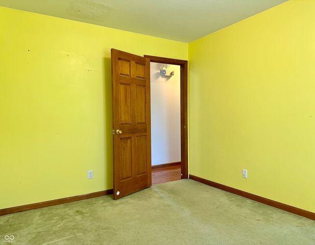 4000 S 550 W, Columbus, IN 47201