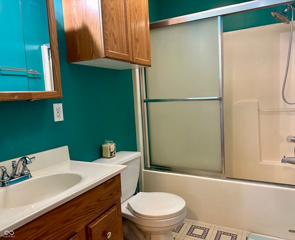 4000 S 550 W, Columbus, IN 47201