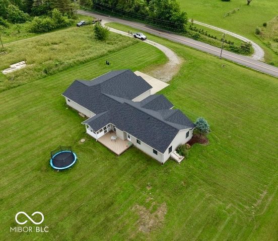 4000 S 550 W, Columbus, IN 47201