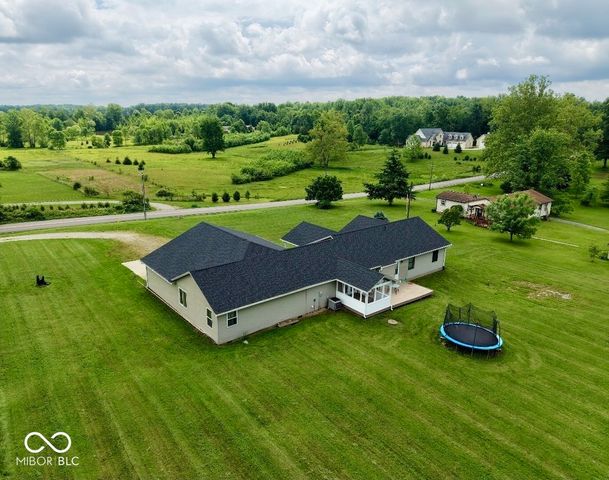 4000 S 550 W, Columbus, IN 47201