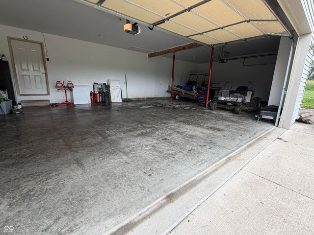 4000 S 550 W, Columbus, IN 47201