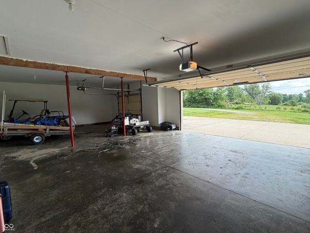 4000 S 550 W, Columbus, IN 47201