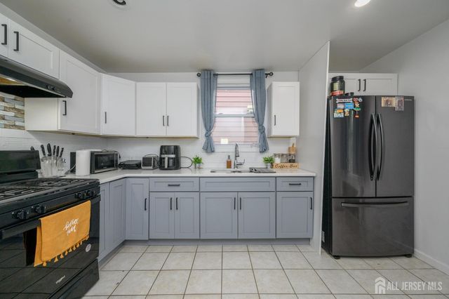 829-831 S 13th Street S, Newark, NJ 07108