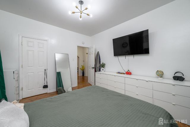 829-831 S 13th Street S, Newark, NJ 07108