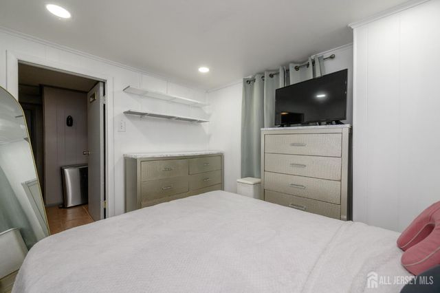 829-831 S 13th Street S, Newark, NJ 07108