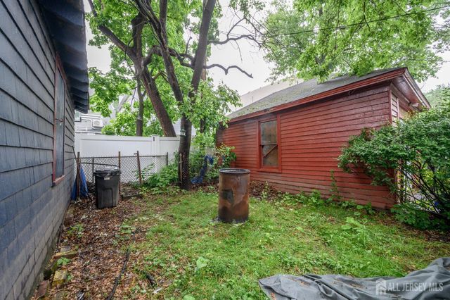 829-831 S 13th Street S, Newark, NJ 07108
