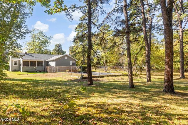 10 Linden Street, South Glens Falls, NY 12803