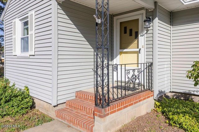 10 Linden Street, South Glens Falls, NY 12803