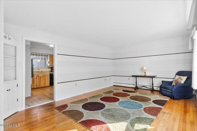 10 Linden Street, South Glens Falls, NY 12803