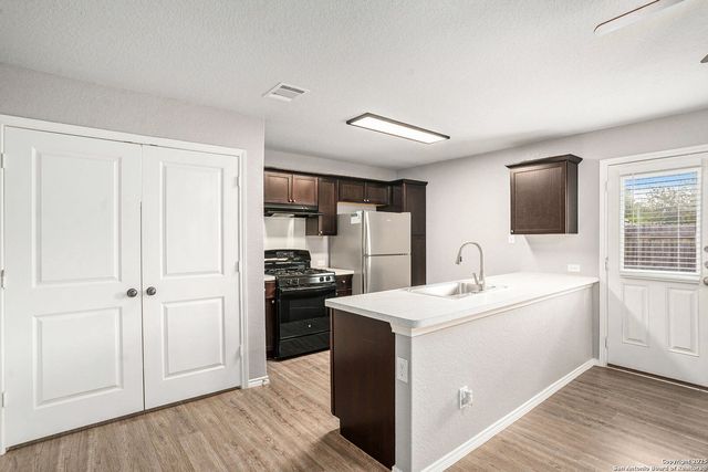 5903 Autumn Palms, San Antonio, TX 78242