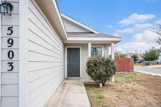 5903 Autumn Palms, San Antonio, TX 78242