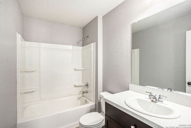 5903 Autumn Palms, San Antonio, TX 78242