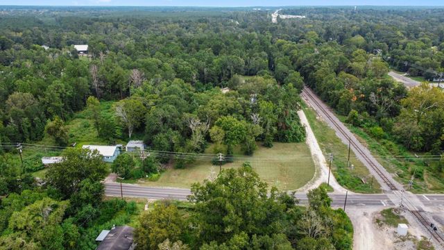 328 W Fm-1988, Goodrich, TX 77335