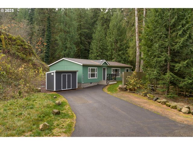 52604 E SYLVAN Dr, Sandy, OR 97055