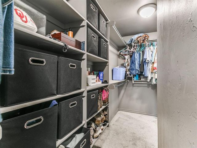 8912 Stacy Lynn Lane, Yukon, OK 73099