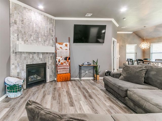 8912 Stacy Lynn Lane, Yukon, OK 73099