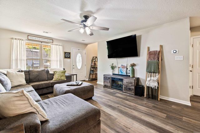 1164 Tulip St Street, Haskell, AR 72015