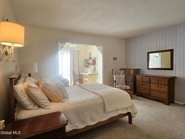 45 Walker Lane, Queensbury, NY 12804