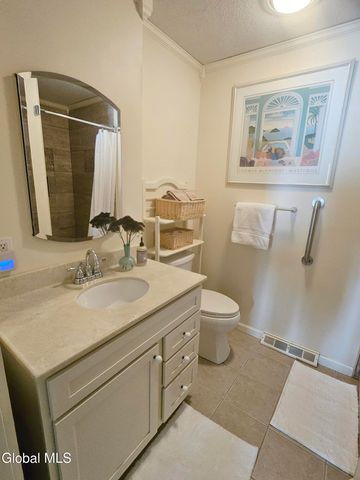 45 Walker Lane, Queensbury, NY 12804